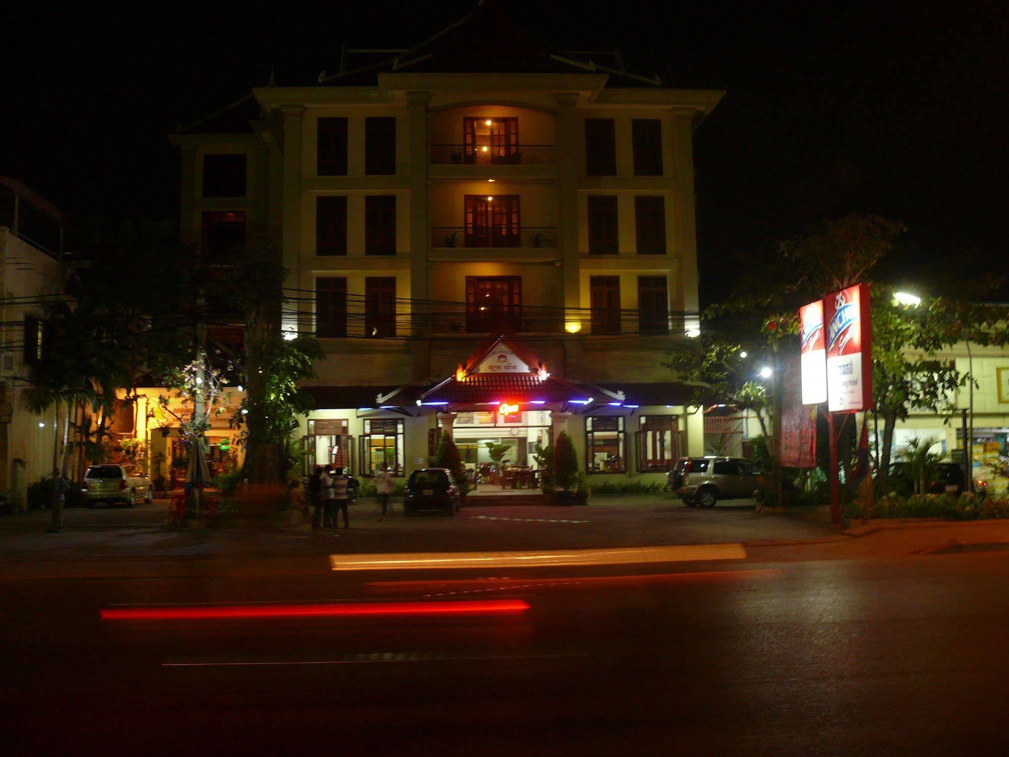 Han Kong Hotel And Restaurant Siem Reap Exterior foto